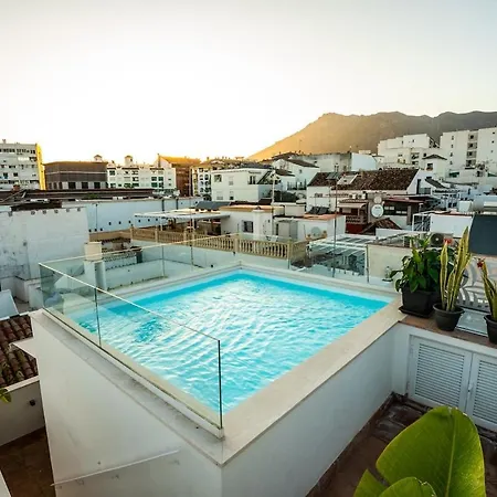 House In The Old Town Of With Private Pool And Free Parking Apartmán