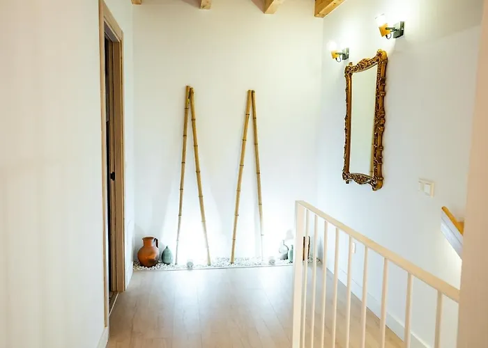 Апартаменты House In The Old Town Of With Private Pool And Free Parking