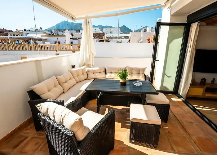 Апартаменты House In The Old Town Of With Private Pool And Free Parking