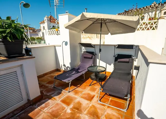 Апартаменты House In The Old Town Of With Private Pool And Free Parking Марбелья