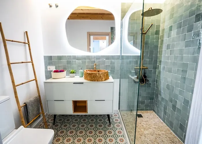 House In The Old Town Of With Private Pool And Free Parking *