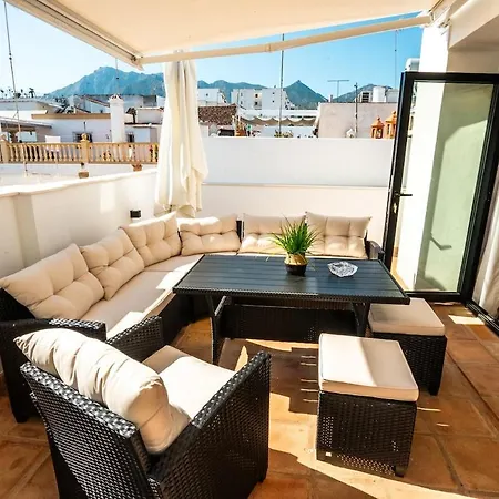 Lejlighed House In The Old Town Of With Private Pool And Free Parking